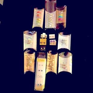 Toe rings and mini pierced earrings all very colorful and new!